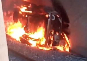 تصادف آتشین پاترول در مهاباد / سرنشینان در آتش سوختند + فیلم